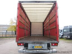 DAF CF 230 19T Schiebeplane LBW Portalturen