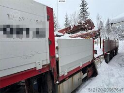 Tyllis jumbo semi-trailer with HMF crane
