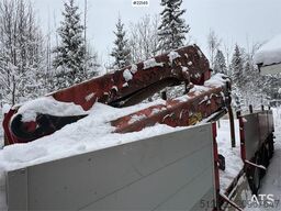 Tyllis jumbo semi-trailer with HMF crane