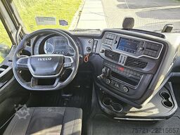 IVECO S-WAY AS440S46 LNG