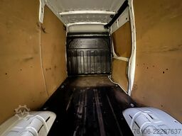 IVECO Daily 50C18 Kastenwagen *Navi*Ahk**