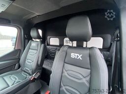 RENAULT Master STX 5 Sitzer Haras ex. Lang Automatik