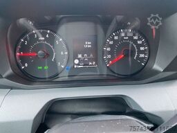 RENAULT Master STX 5 Sitzer Haras ex. Lang Automatik