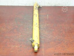 unbekannt Hub 678 mm