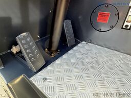 Combilift CB4000 GAS TRIPLEX 5200 POSITIONER