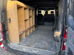 VOLKSWAGEN Crafter Kasten 2.0 TDI 30 mittel L2H1 GLASTRA