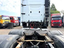 Mercedes-Benz Actros 2545 LS STREAMSPACE 6x2 (TELLIGENT AUTOM...
