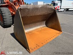 HITACHI ZW220-6*Klima*hydr. Schnellwechsler*11.000h*