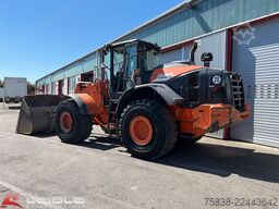 HITACHI ZW220-6*Klima*hydr. Schnellwechsler*11.000h*