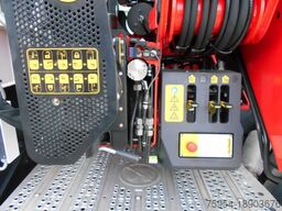 Mercedes-Benz Econic 3235 L 8x4-4 / Hillend EHP 7000