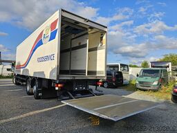 VOLVO FM330 6x2 FRIGOBLOCK Multizone Lenk u. L