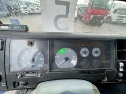 Mercedes-Benz Vario 813 closed box