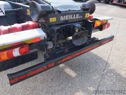 Mercedes-Benz Antos 1835 Hooklift