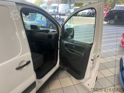 PEUGEOT Expert Kasten L2H1 2.0*2.Hand*Klima*AHK*Navi*