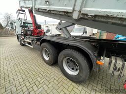 RENAULT Premium Lander 310.26 6x4 Kipper /Kran