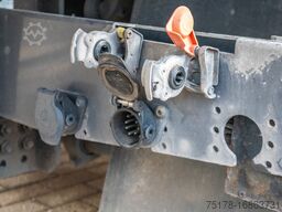 Mercedes-Benz ACTROS 2548-6x2+VOITH