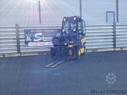 JCB TLT35