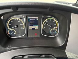 MERCEDES-BENZ Atego 818L Koffer 5 m 2,5 t NL LBW 1t Klima
