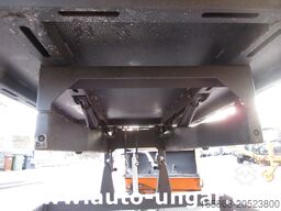 Nilfisk CR 3500 Winterdienst - Paket Schneepflug