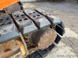 Hitachi ZX 135 US 5-B