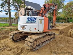 Hitachi ZX135US