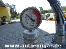 Graco Larius Miro Liner + Airless Roadmarking