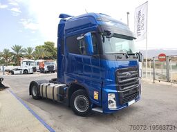 Ford Trucks F-Max 500. Tractora.