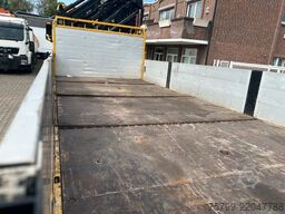 MERCEDES-BENZ 2640 Arocs Pritsche + HIAB 477-E7 Kran 6x2