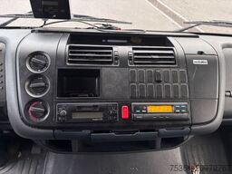 MERCEDES-BENZ Atego 715 Koffer mit Türen