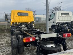 Fuso CANTER 6C18 4X4 Fahrgestell