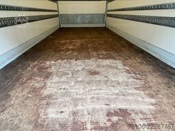 IVECO Daily 72C18 Hi Matic Koffer mit Ladebordwand