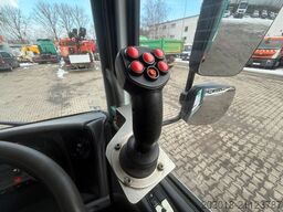 MERCEDES-BENZ Axor 1833 Kehrmaschine VAL?air HD 200 Bar - 9 m³