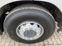 MERCEDES-BENZ Axor 1833 Kehrmaschine VAL?air HD 200 Bar - 9 m³