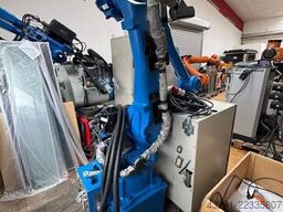 Yaskawa Motoman MH50 DX100