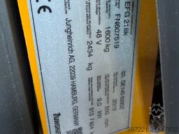 Jungheinrich EFG216k Triplex Lithium