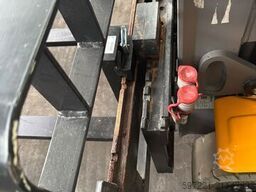 Jungheinrich EFG216k Triplex Lithium