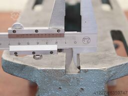 unbekannt Spannweite 143 mm