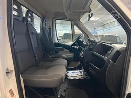 PEUGEOT Boxer 3,0 HDI Fassi Kran M30A.13 *995 kg*1.Hand