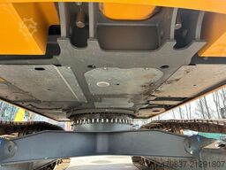 LIEBHERR R922 LC / MultiUser / Böschungsbagger