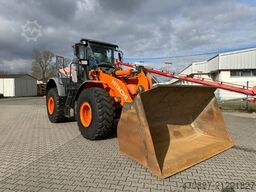 HITACHI ZW250-5B / Waage