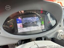 HITACHI ZW250-5B / Waage