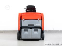 Hako Sweepmaster P980 R Benzin 2017y - 647h