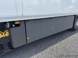 Schmitz Cargobull SKO 24 Bitemp / Multitemp Thermi King Spectrum