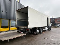 Volvo FM 420 + CARRIER 1250 + 8x2 + euro 5 + LIFT 2.5T