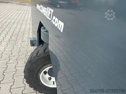 Combilift C4000 /2015 /Triplex 8400 mm/Only 7299 h