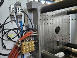 Arburg 630 H 2500-400 mit Multilift