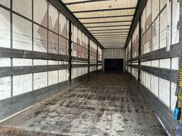 Krone Profi Liner / Curtainside / Lift + Steer axle /...