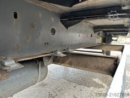 Krone Profi Liner / Curtainside / Lift + Steer axle /...