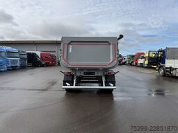 Schmitz Cargobull SCB S3D Seitenverdeck