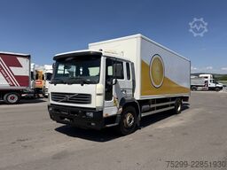 Volvo Trucks FL6H-250 4x2 Koffer/HB / Swiss-Vehicle
